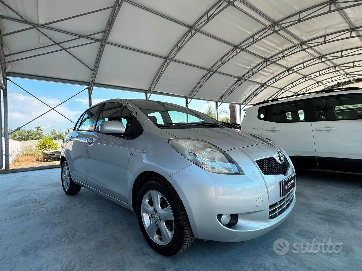 Toyota Yaris 2007 photo 4