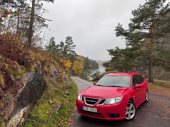 Saab 9-3 2009 photo 2
