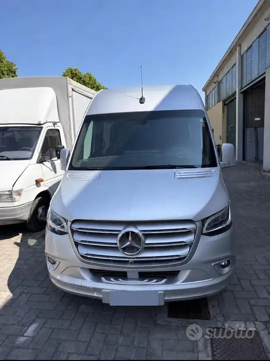 Mercedes-Benz Sprinter