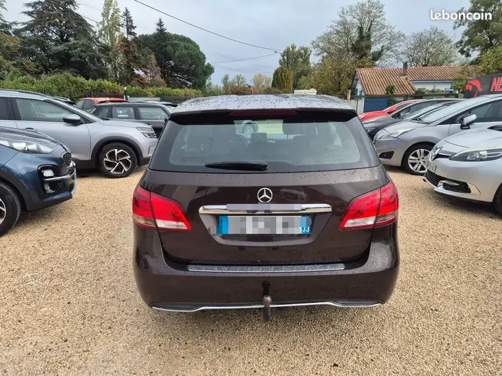 Mercedes-Benz B-Class 2016 photo 3