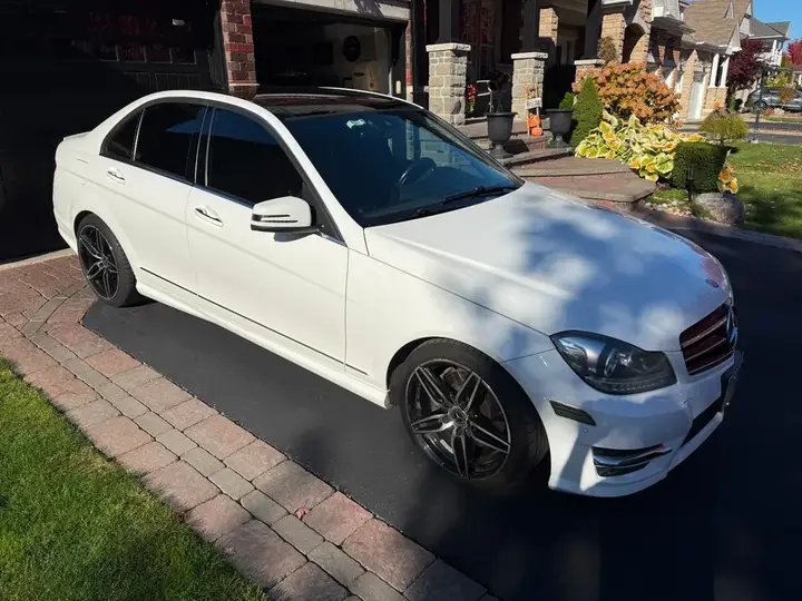 Mercedes-Benz C-Class 2014 photo 2