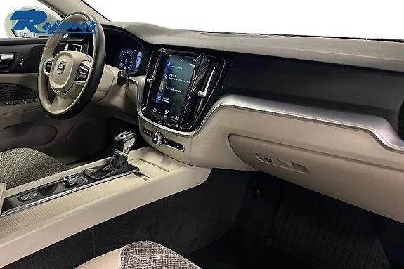 Volvo V60 Cross Country 2019 photo 5