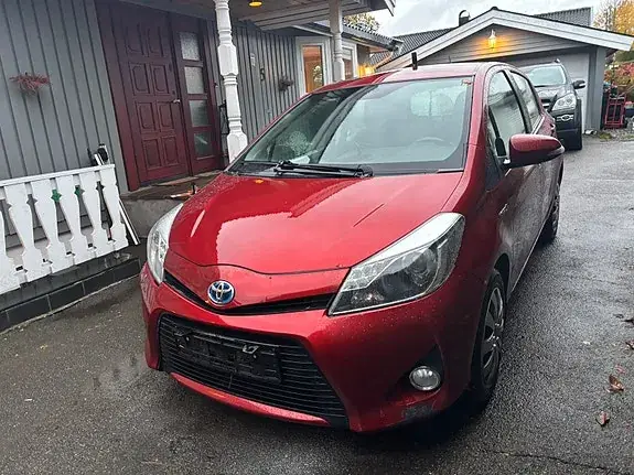 Toyota Yaris 2012 photo 3