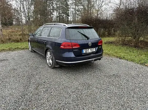 Volkswagen Passat 2012 photo 5