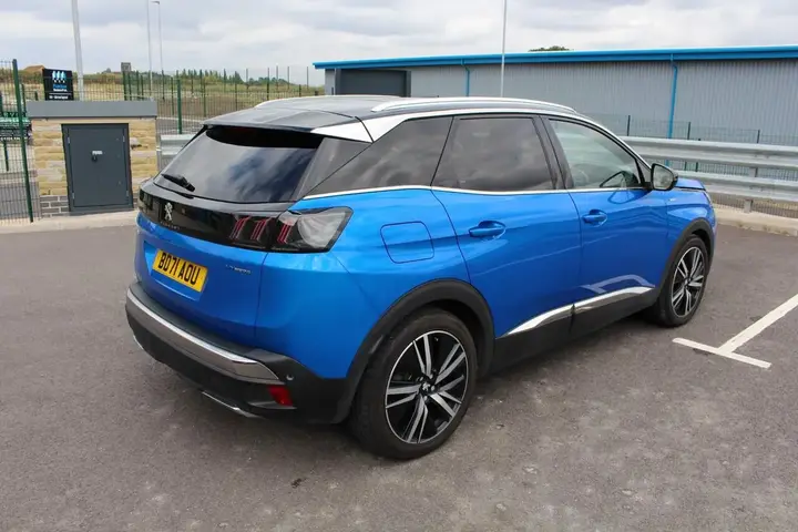 Peugeot 3008 2021 photo 3