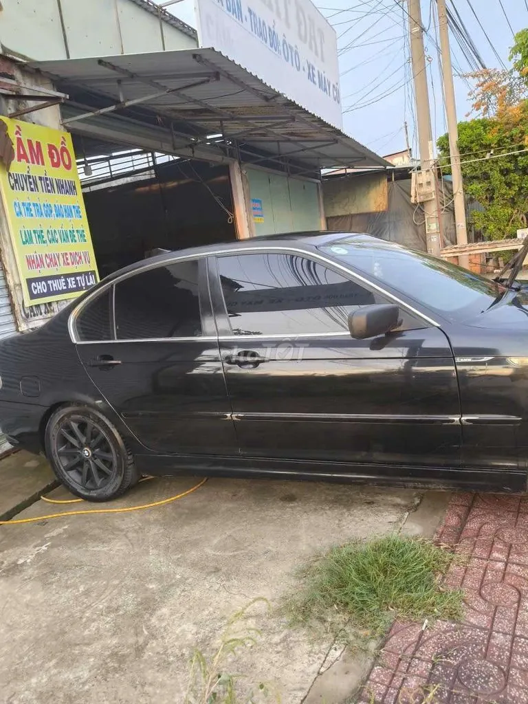 BMW 3 Series 2004 photo 3