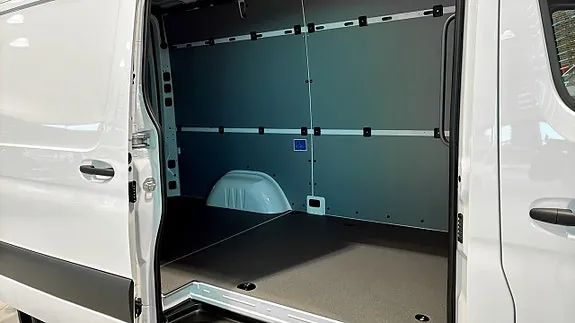 Mercedes-Benz Sprinter 317 2026 photo 5