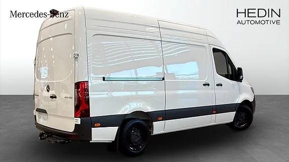 Mercedes-Benz Sprinter 317 2026 photo 2