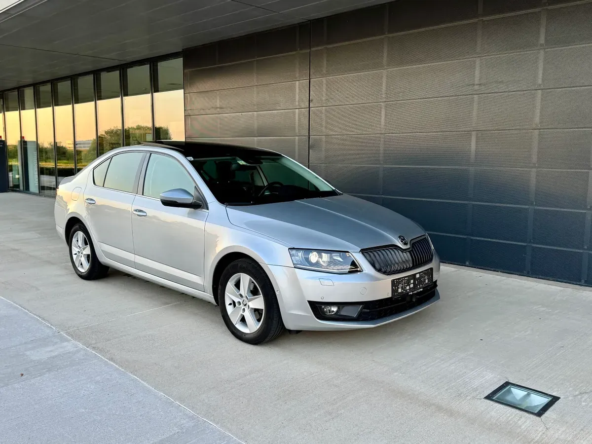 Skoda Octavia 2015 photo 3