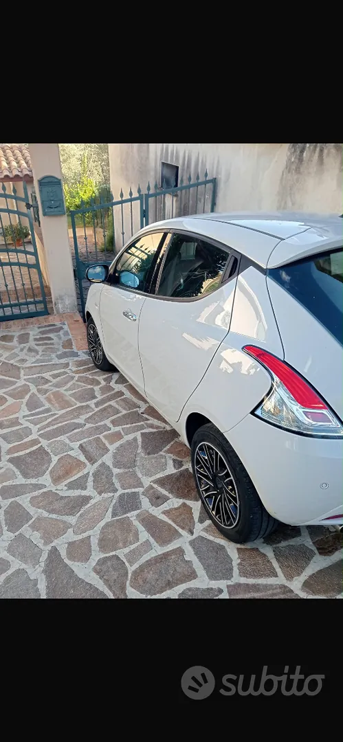 Lancia Y 2019 photo 2