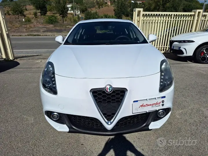 Alfa Romeo Giulietta 2018 photo 4