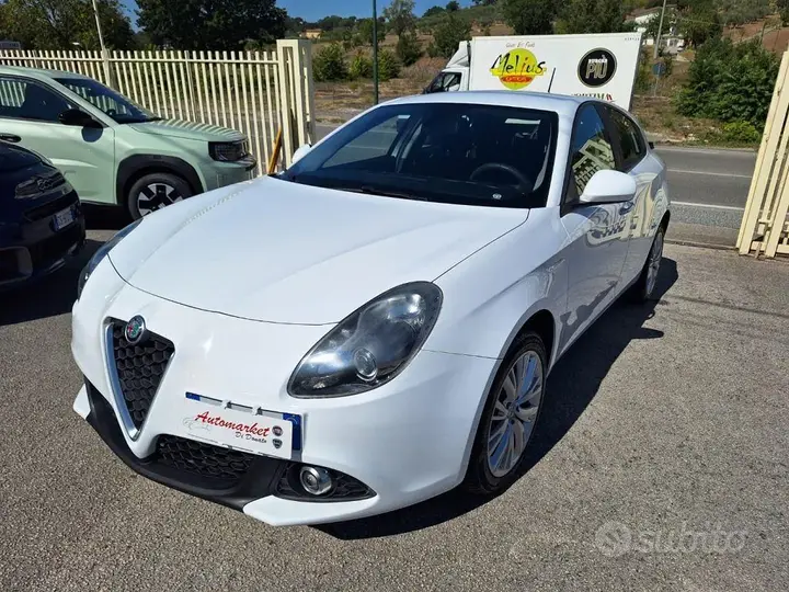 Alfa Romeo Giulietta 2018 photo 2