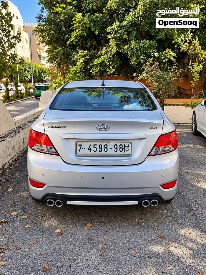 Hyundai Accent 2013 photo 2