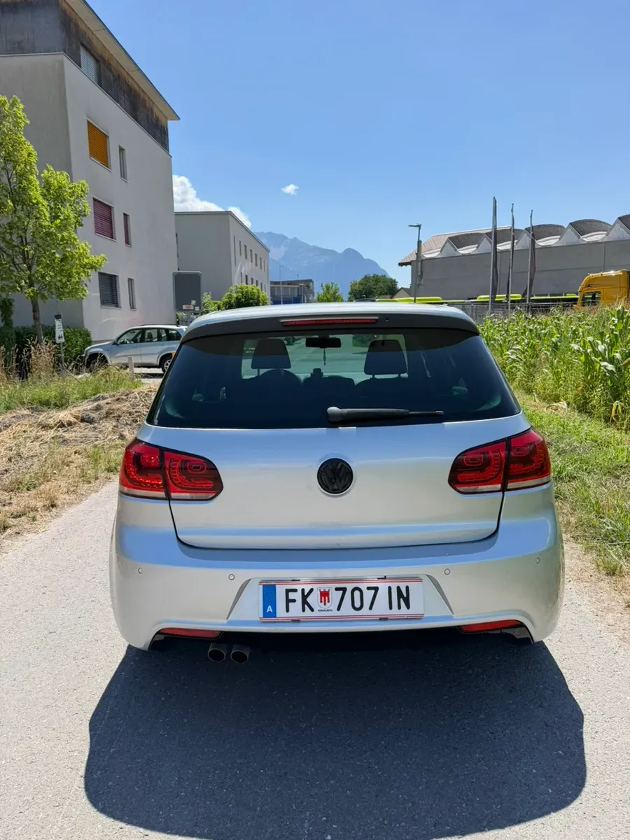 Volkswagen Golf 2012 photo 3