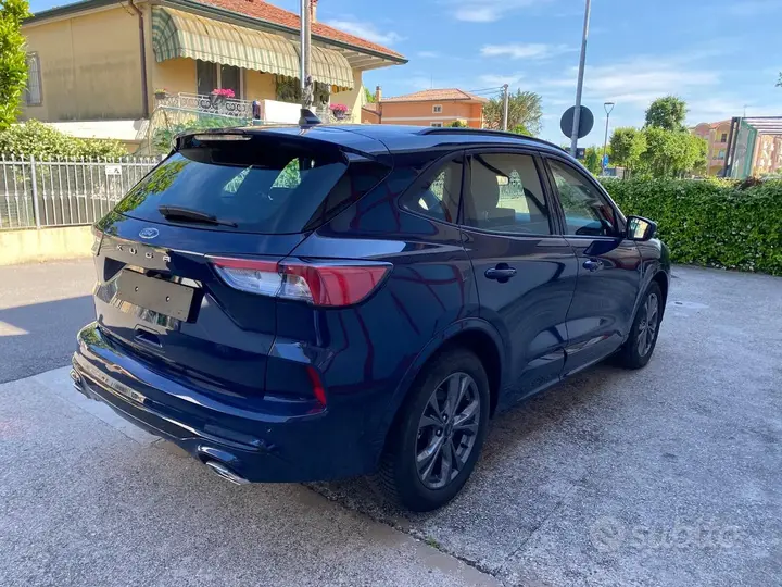 Ford Kuga 2023 photo 3