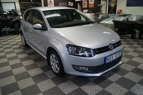 Volkswagen Polo 2014 photo 2