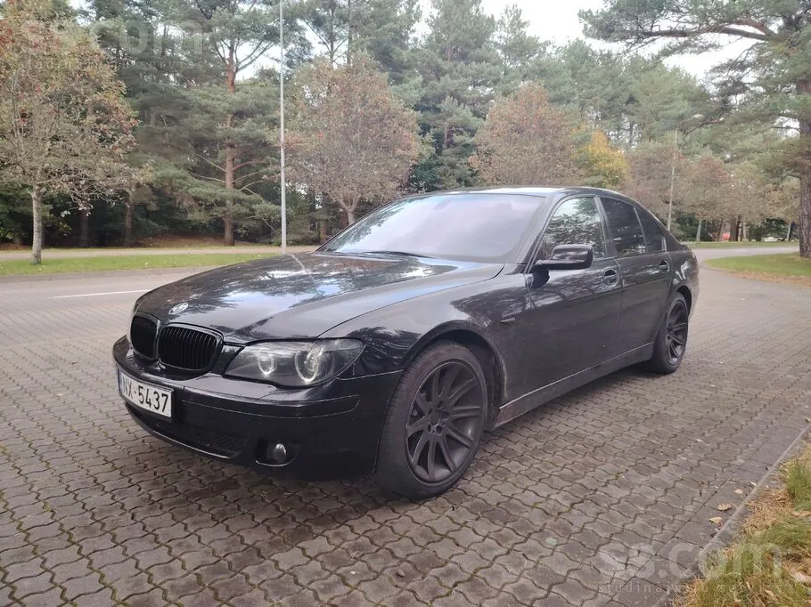 BMW 730