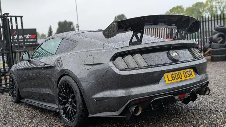 Ford Mustang 2018 photo 2