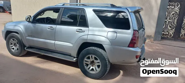 Toyota 4 Runner 2004 photo 2