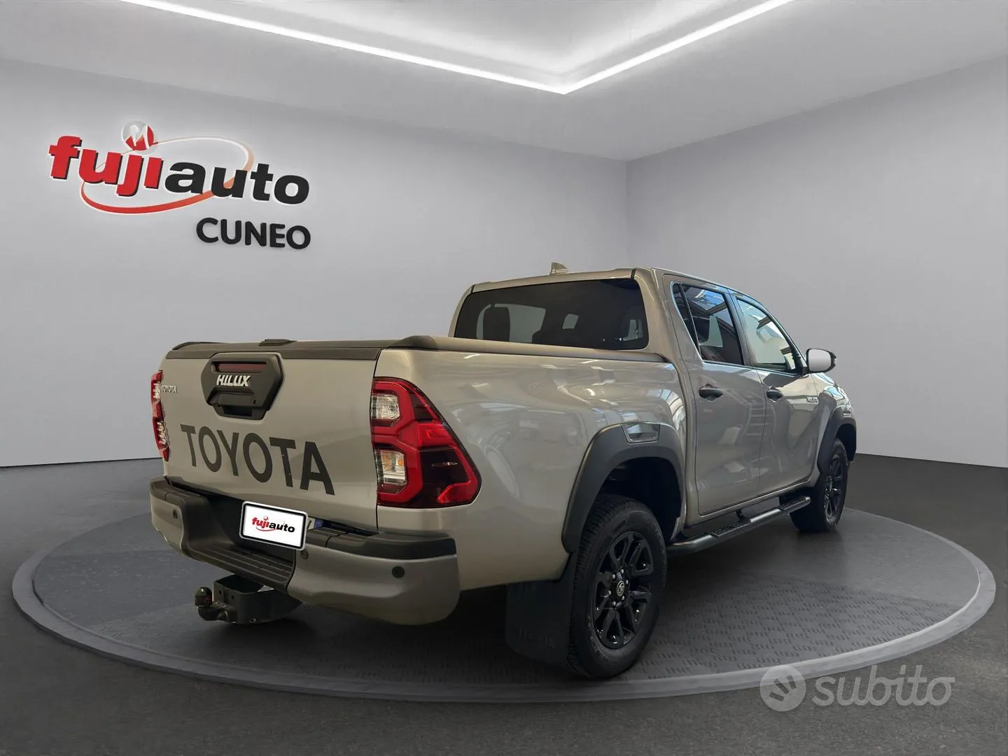 Toyota Hilux 2025 photo 5