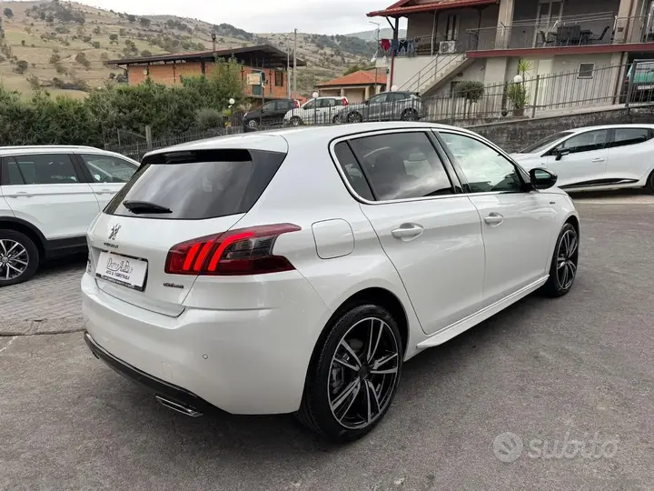 Peugeot 308 2018 photo 5