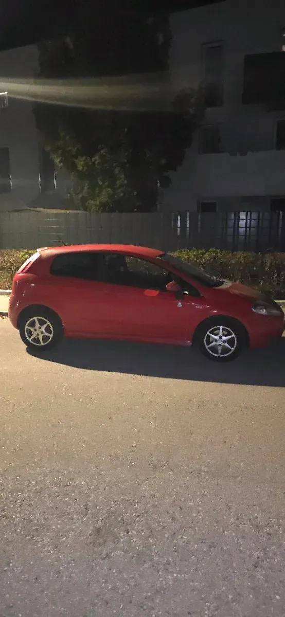 Fiat Punto 2008 photo 3