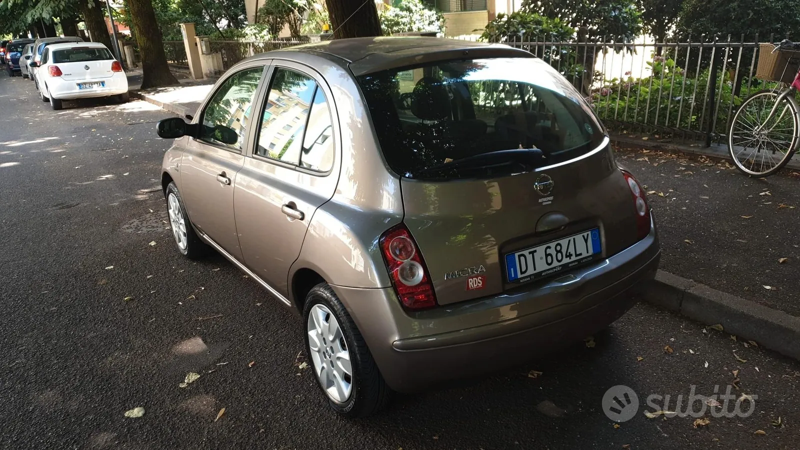 Nissan Micra 2010 photo 2