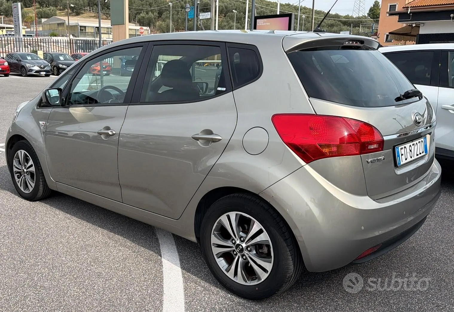 Kia Venga 2016 photo 2