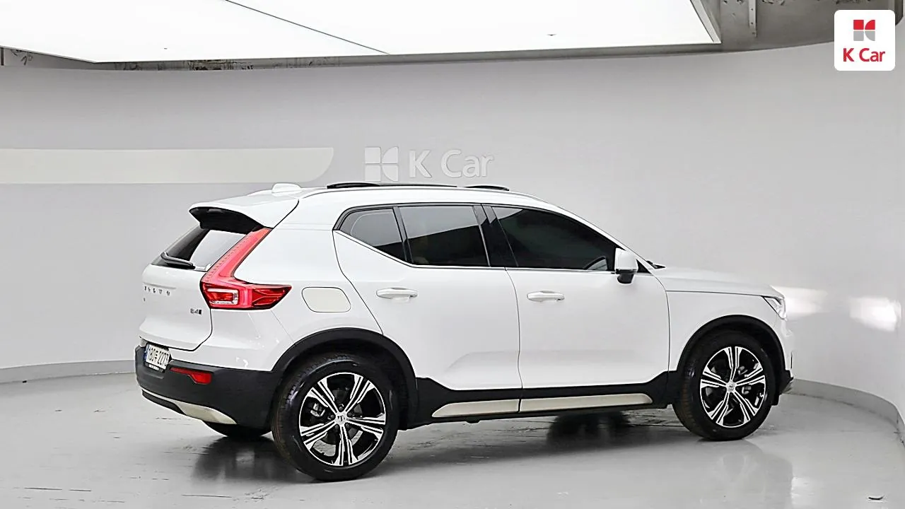 Volvo Xc40 2021 photo 4