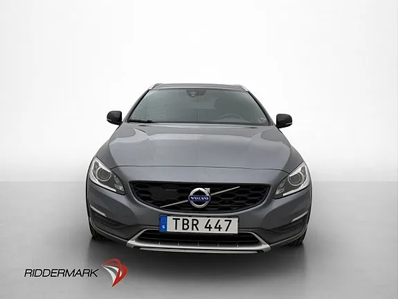 Volvo V60 Cross Country 2016 photo 2