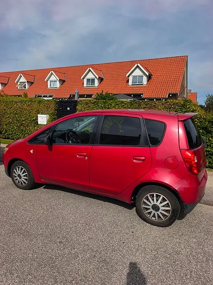 Mitsubishi Colt 2009 photo 3