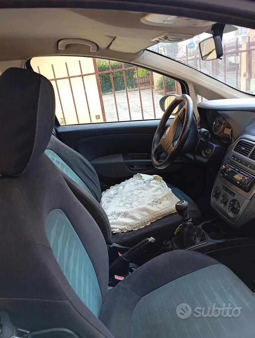 Fiat Grande Punto 2005 photo 5