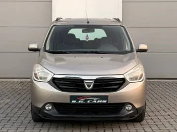 Dacia Lodgy 2012 photo 3