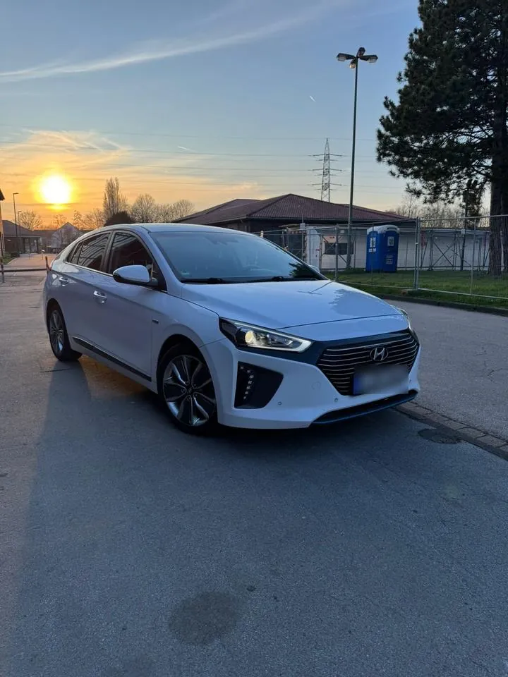 Hyundai Ioniq