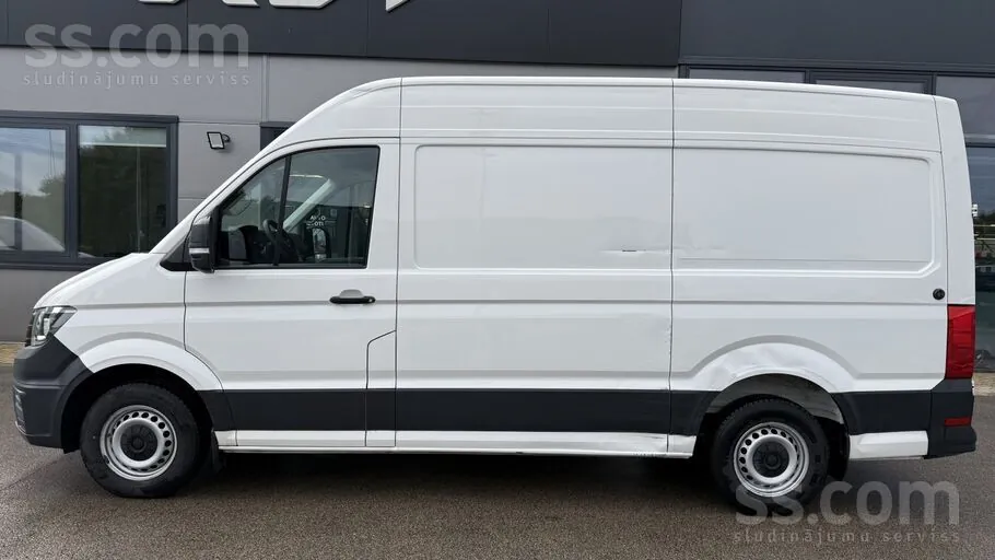 Volkswagen Crafter 2021 photo 2