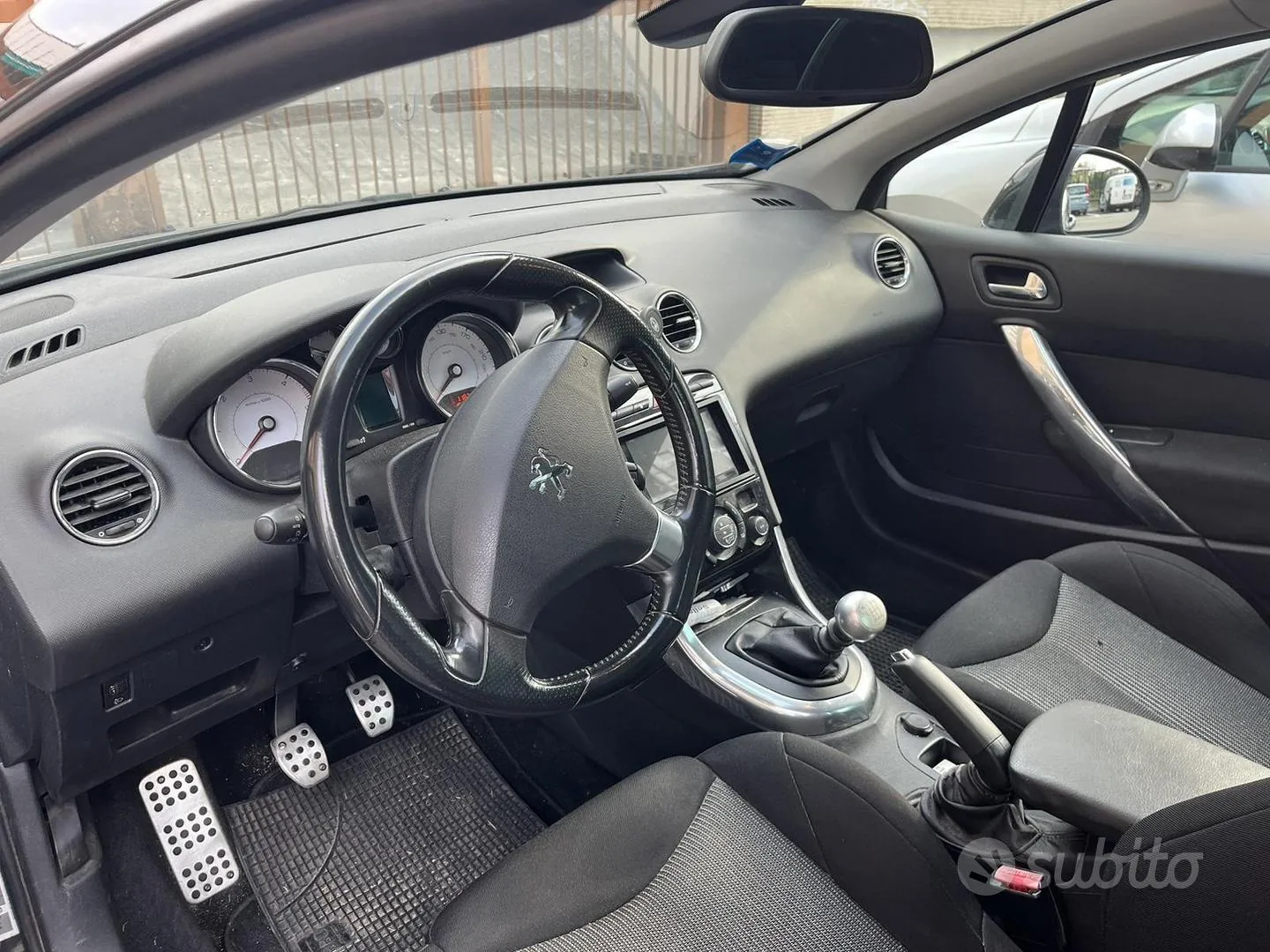 Peugeot 308 2011 photo 3