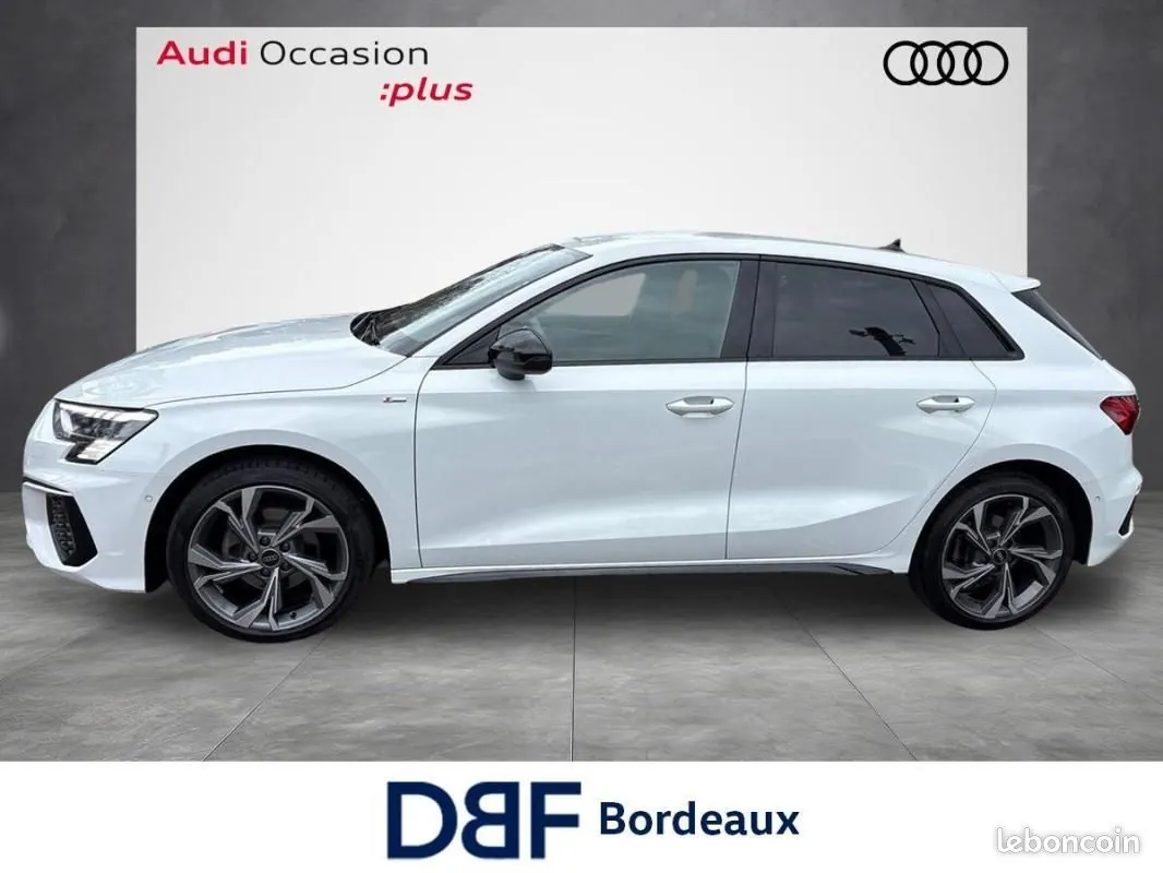 Audi A3 2024 photo 2
