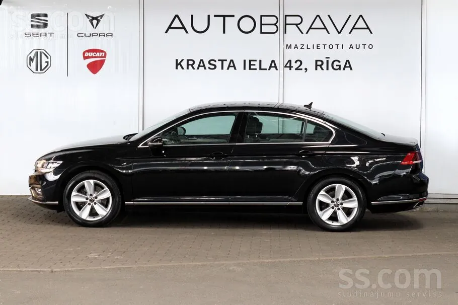 Volkswagen Passat 2022 photo 4