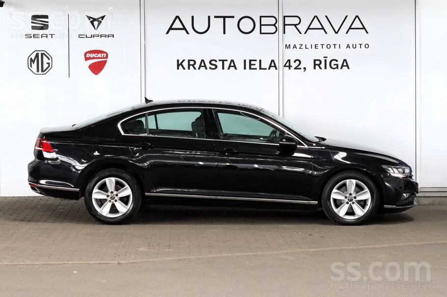 Volkswagen Passat 2022 photo 5