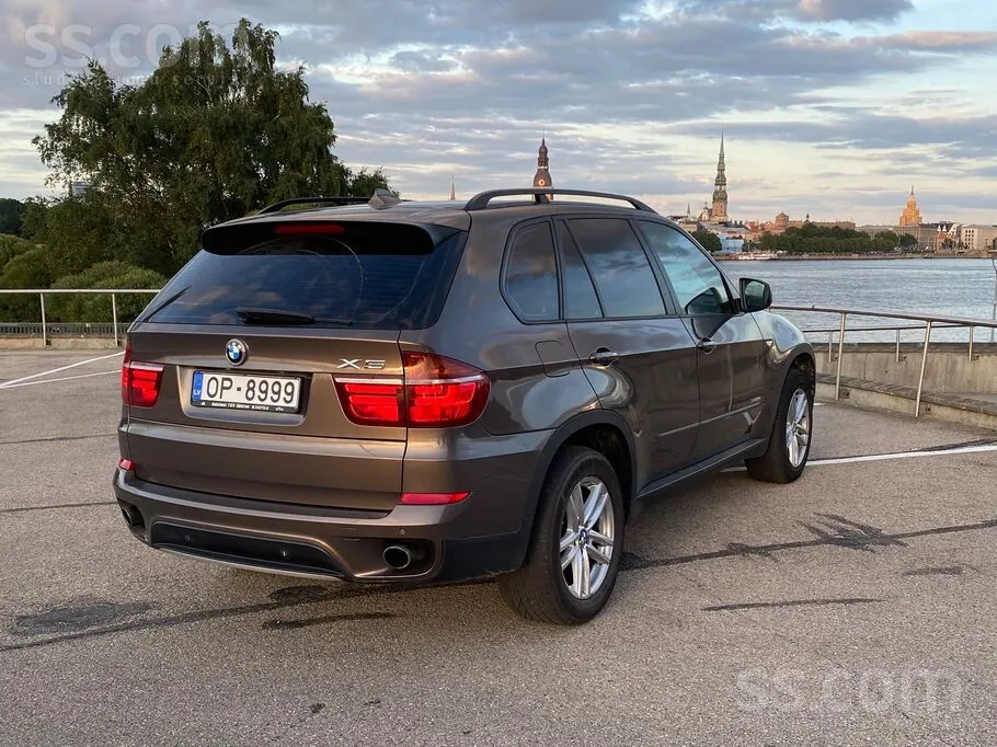 BMW X5 2011 photo 4