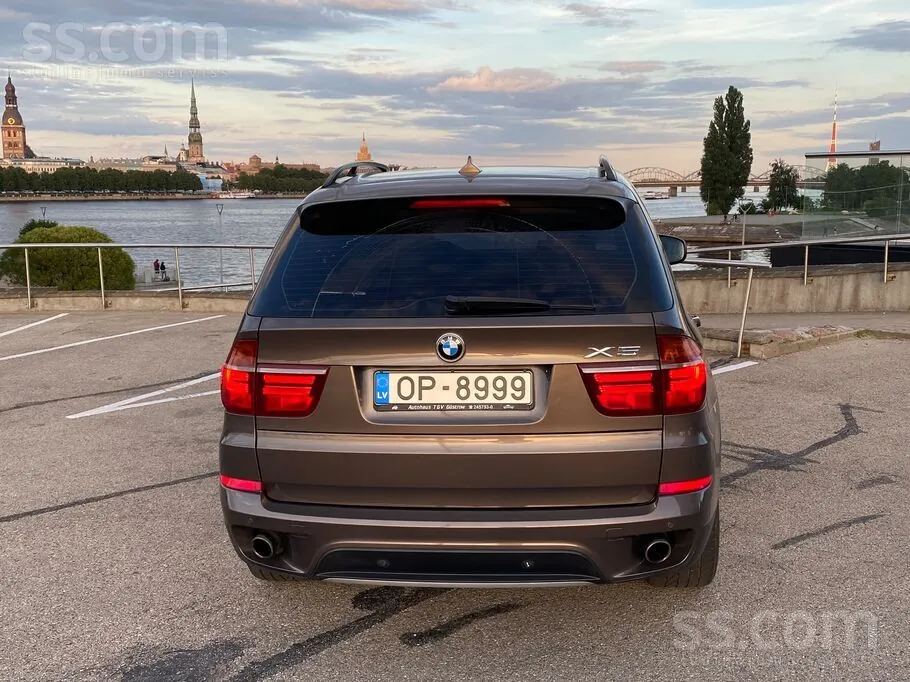 BMW X5 2011 photo 5