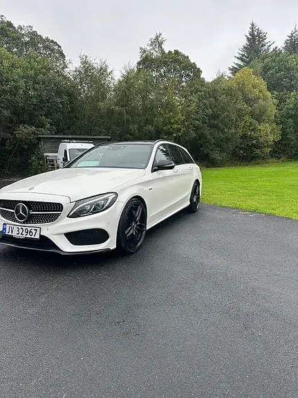 Mercedes-Benz C 450 2016 photo 3