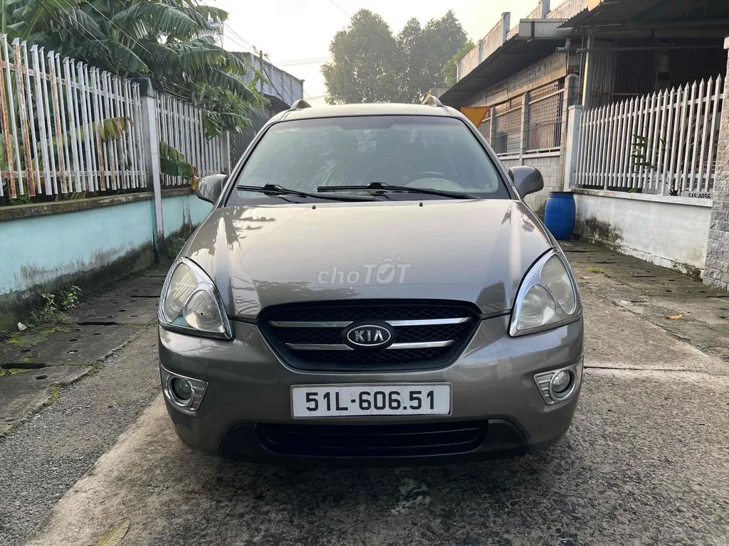 Kia Carens