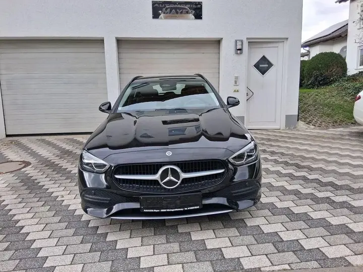 Mercedes-Benz C 220