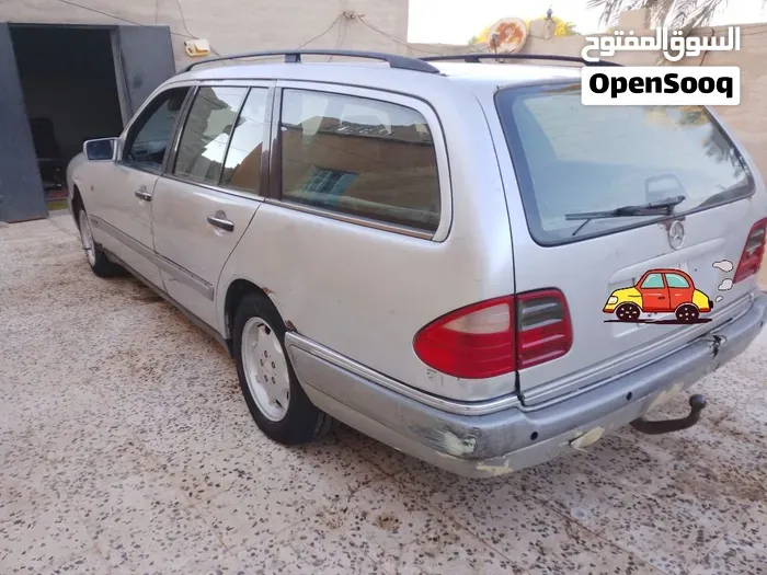 Mercedes-Benz E-Class 2002 photo 3