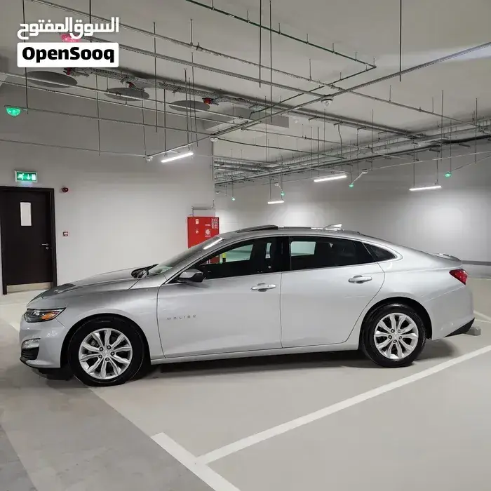 Chevrolet Malibu 2021 photo 2