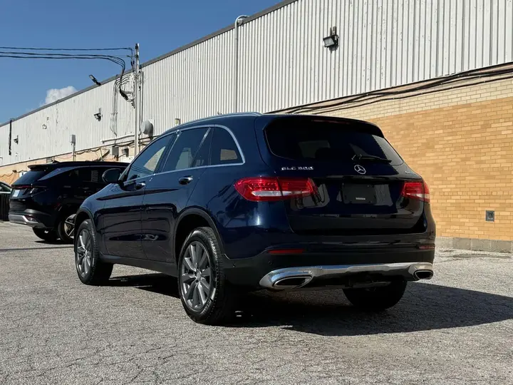 Mercedes-Benz Glc 2016 photo 4