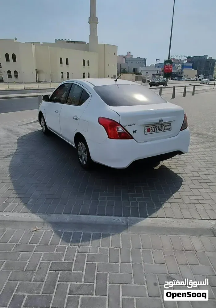 Nissan Sunny 2018 photo 2