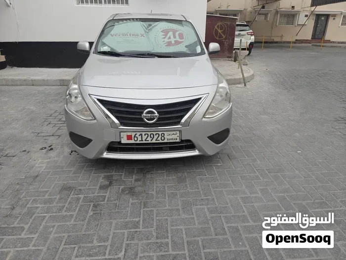 Nissan Sunny 2018 photo 4