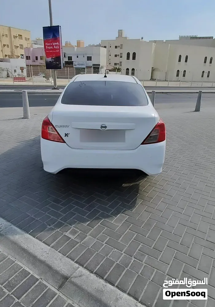 Nissan Sunny 2018 photo 3